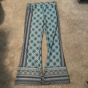 IN Pants Size L